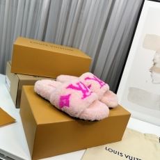 Louis Vuitton Slippers